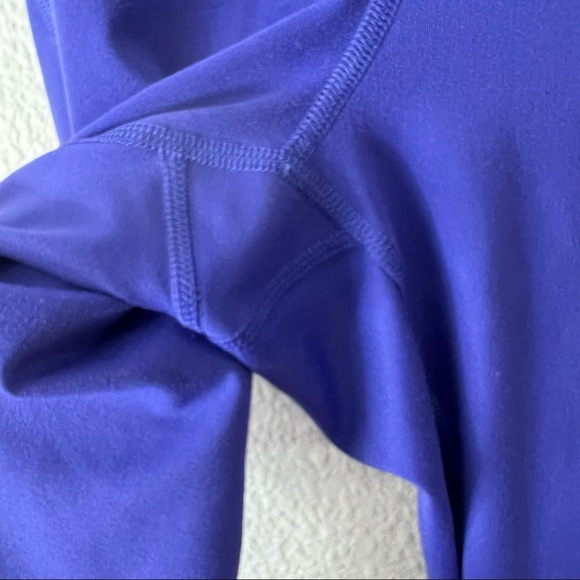 Girlfriend Collective- Cropped High Waist Leggings in Pansy Purple- SM - Picture 6 of 9